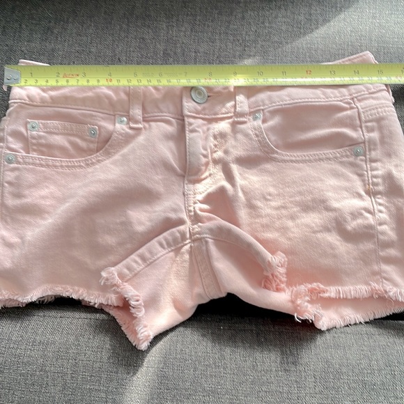 AEO Stretch Soft Pink Jean Shorts - Size 2 - Picture 7 of 7